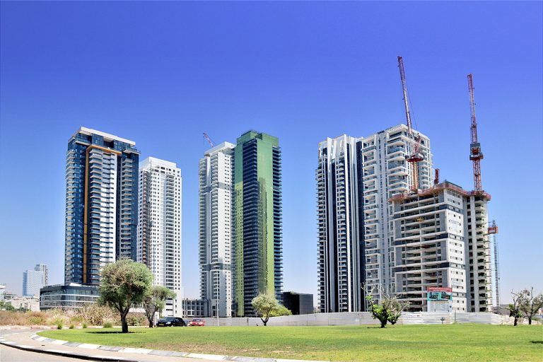 מגדלי הים, בת-ים - 01